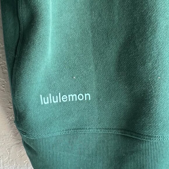 Lululemon Perfectly Oversized Crew Logo Graphic Fleece - Picture 3 of 4